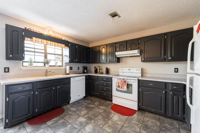 81 Happy Valley Drive, Conway, AR 72034