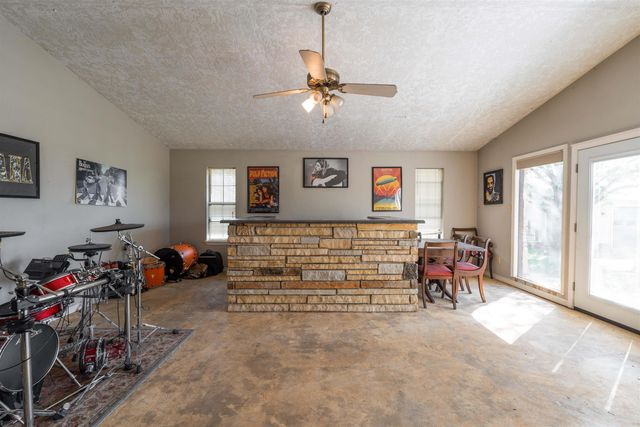 81 Happy Valley Drive, Conway, AR 72034