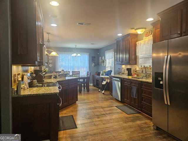 108 Thornwood Drive SW, Rome, GA 30165