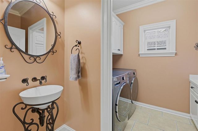 2733 Rue Calais Drive, Lake Charles, LA 70605