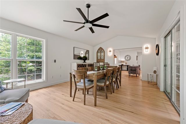 5 Dunvegan Lane, Bella Vista, AR 72715