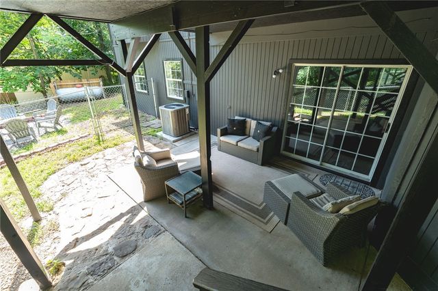 5 Dunvegan Lane, Bella Vista, AR 72715