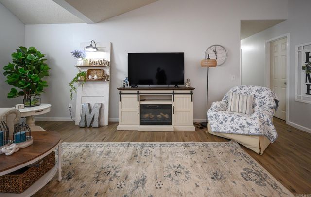 1701 Valley View Drive, Mena, AR 71953