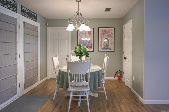 1701 Valley View Drive, Mena, AR 71953