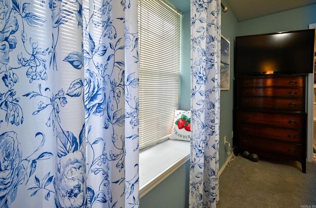 1701 Valley View Drive, Mena, AR 71953