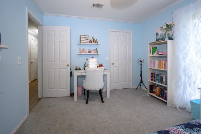 1701 Valley View Drive, Mena, AR 71953