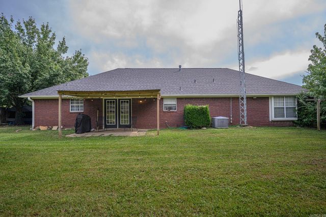 1701 Valley View Drive, Mena, AR 71953