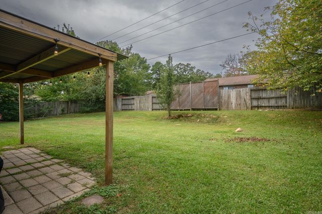 1701 Valley View Drive, Mena, AR 71953