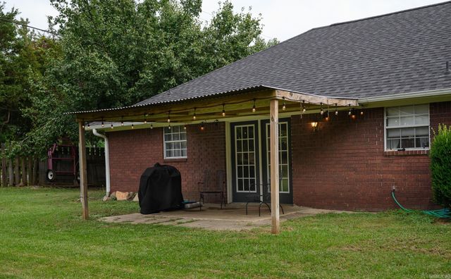 1701 Valley View Drive, Mena, AR 71953