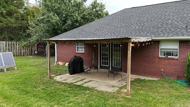 1701 Valley View Drive, Mena, AR 71953