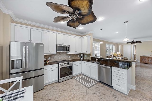 7234 Adriana CT, Naples, FL 34114