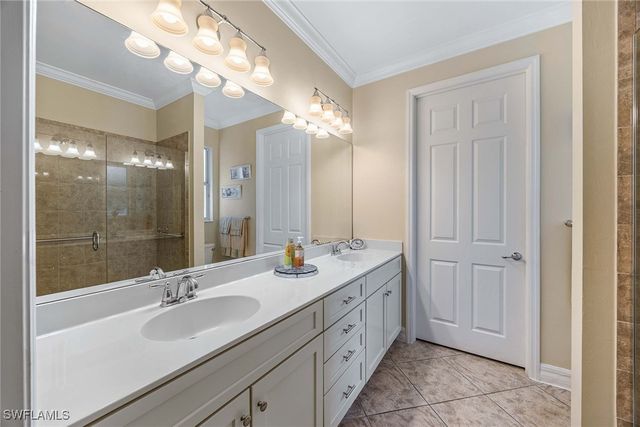 7234 Adriana CT, Naples, FL 34114