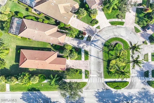 7234 Adriana CT, Naples, FL 34114