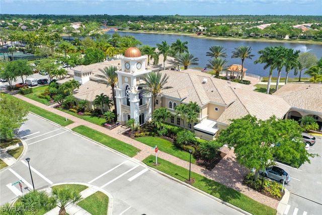 7234 Adriana CT, Naples, FL 34114