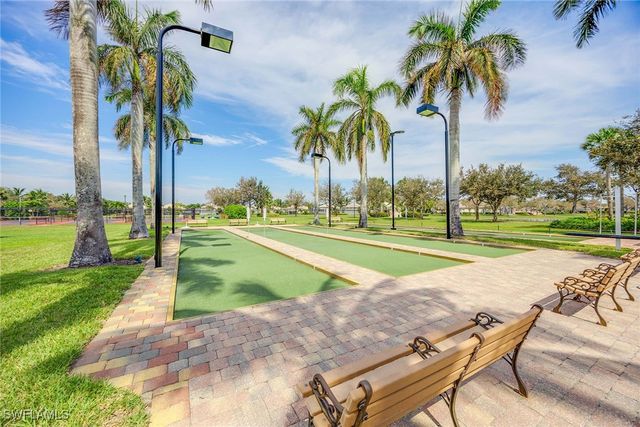 7234 Adriana CT, Naples, FL 34114