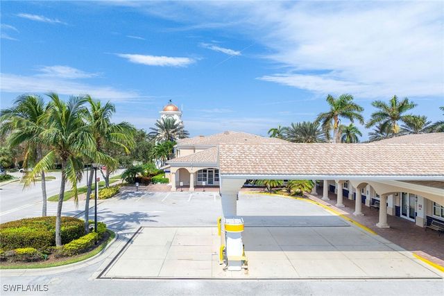 7234 Adriana CT, Naples, FL 34114