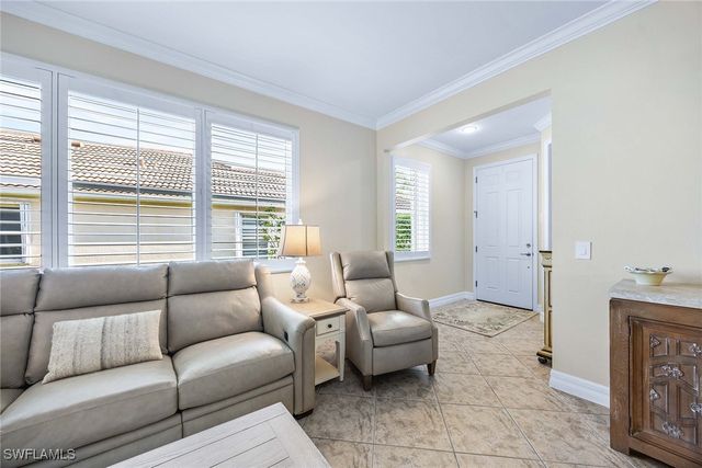 7234 Adriana CT, Naples, FL 34114