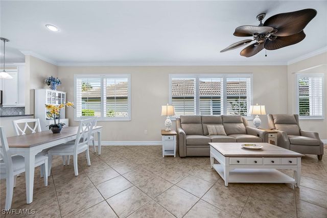 7234 Adriana CT, Naples, FL 34114