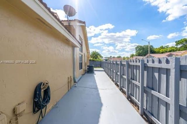 14358 SW 90th St 0, Miami, FL 33186