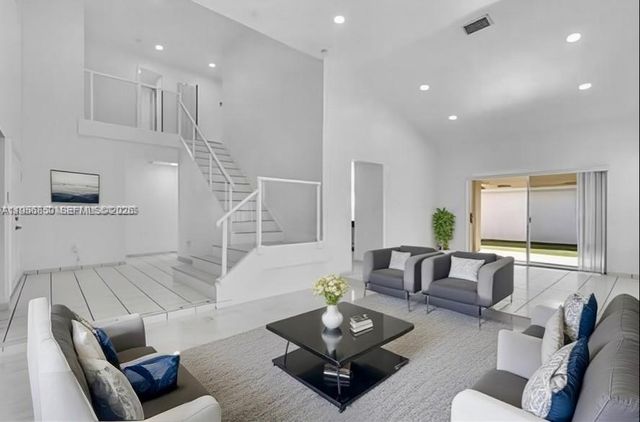 14358 SW 90th St 0, Miami, FL 33186