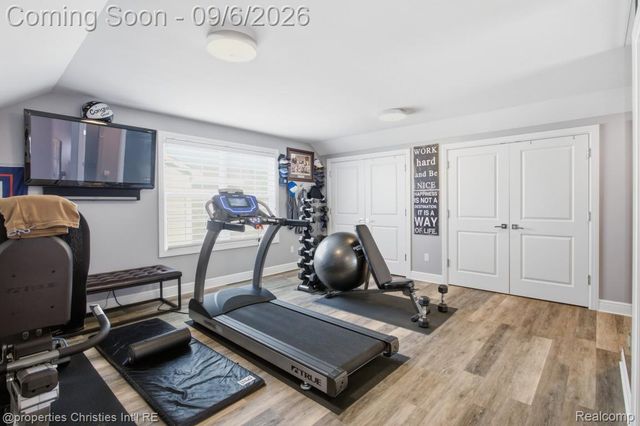 1352 Holland Street, Birmingham, MI 48009