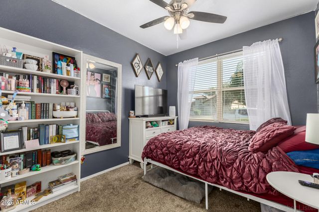 2424 W TAMARISK Avenue, Phoenix, AZ 85041