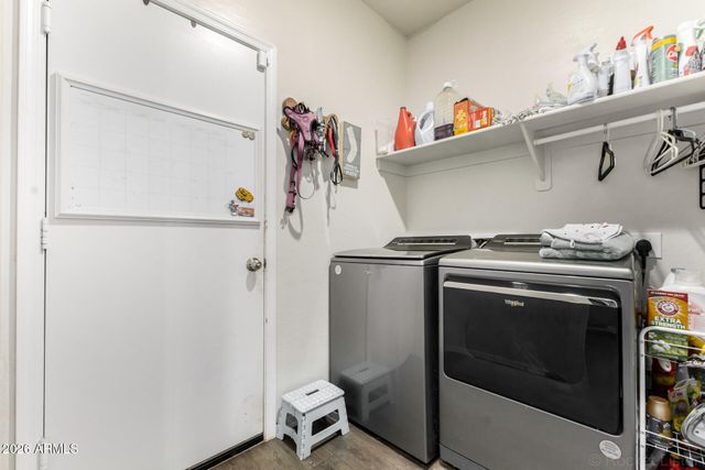 2424 W TAMARISK Avenue, Phoenix, AZ 85041