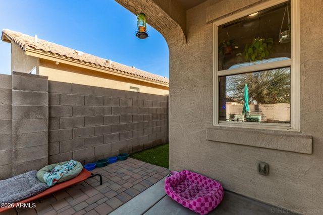 2424 W TAMARISK Avenue, Phoenix, AZ 85041