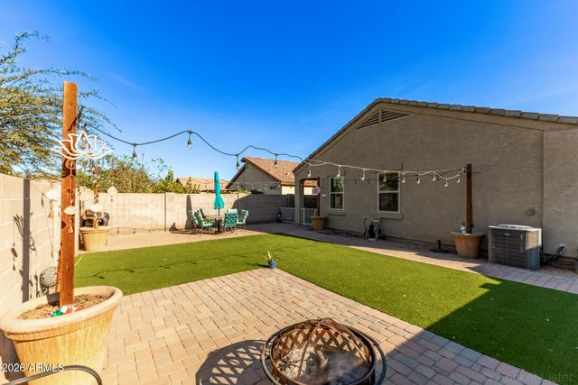 2424 W TAMARISK Avenue, Phoenix, AZ 85041