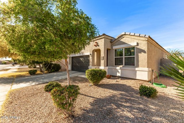 2424 W TAMARISK Avenue, Phoenix, AZ 85041