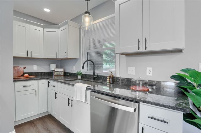 486 Scotland Ln, Union Twp, PA 16101