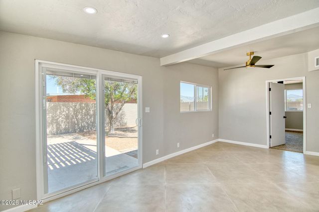 6458 E Calle Castor, Tucson, AZ 85710