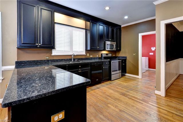 404 Ashwood DR, Williamsburg, VA 23185