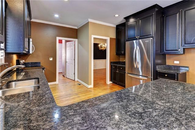 404 Ashwood DR, Williamsburg, VA 23185