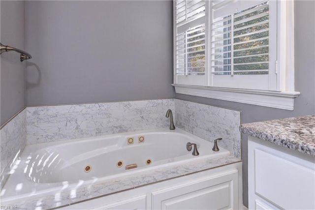 404 Ashwood DR, Williamsburg, VA 23185