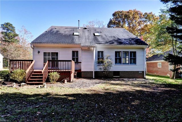 404 Ashwood DR, Williamsburg, VA 23185