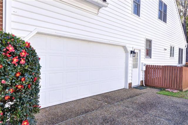 404 Ashwood DR, Williamsburg, VA 23185