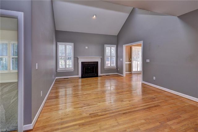 404 Ashwood DR, Williamsburg, VA 23185