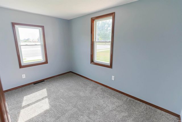 427 S Byrkit Street, Mishawaka, IN 46544