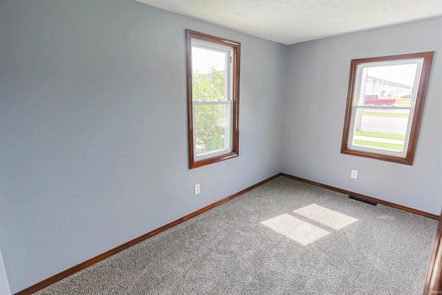 427 S Byrkit Street, Mishawaka, IN 46544