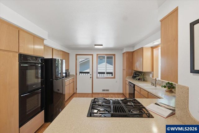 1885 NW Lantana Dr, Corvallis, OR 97330