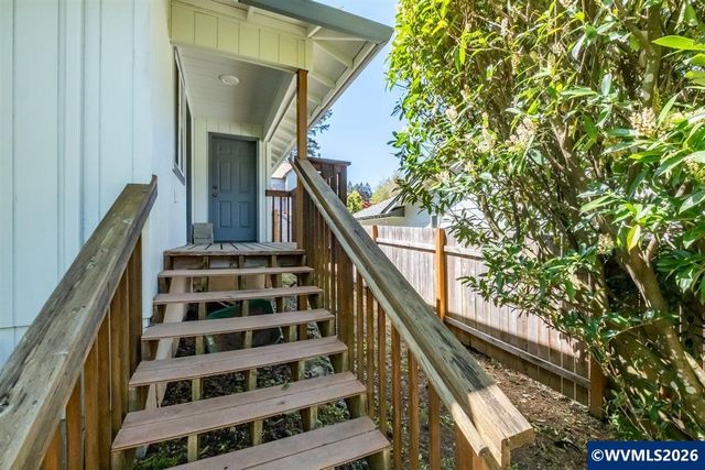 1885 NW Lantana Dr, Corvallis, OR 97330