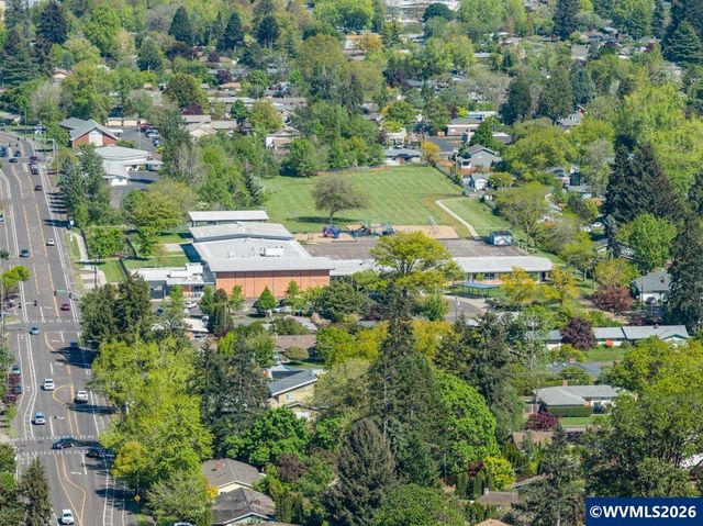 1885 NW Lantana Dr, Corvallis, OR 97330