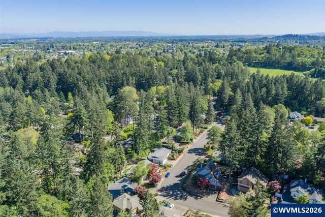 1885 NW Lantana Dr, Corvallis, OR 97330