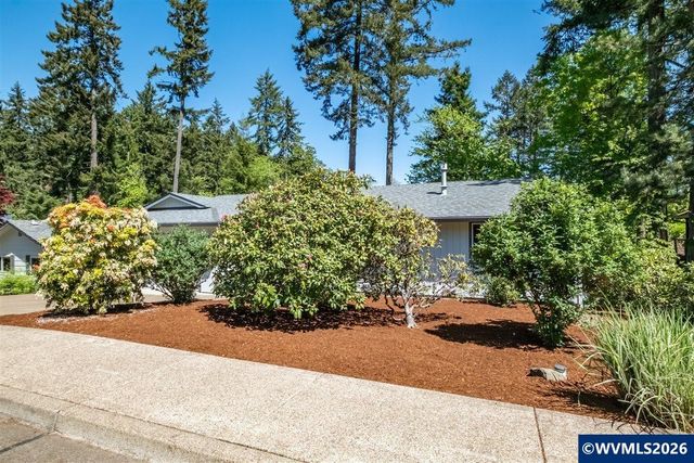 1885 NW Lantana Dr, Corvallis, OR 97330