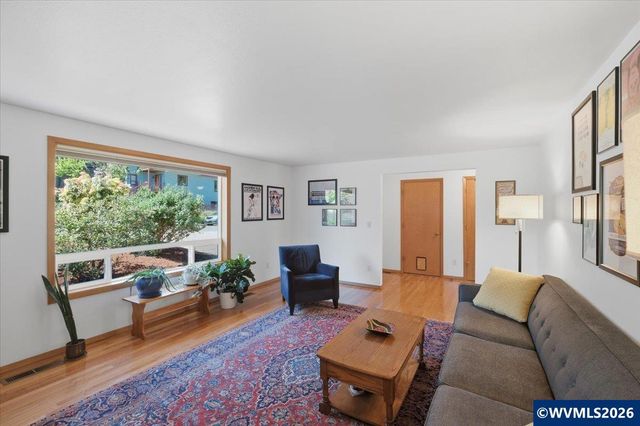 1885 NW Lantana Dr, Corvallis, OR 97330