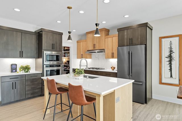 220 NE Lower Basso Circle, Stevenson, WA 98648