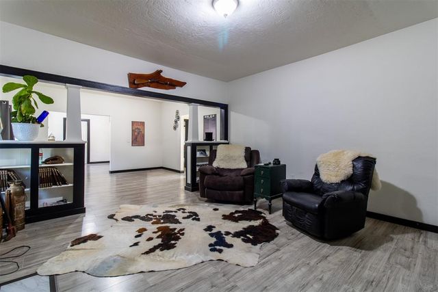1017 E Main Street, Shawnee, OK 74801
