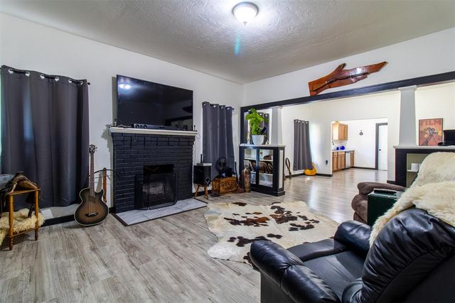 1017 E Main Street, Shawnee, OK 74801
