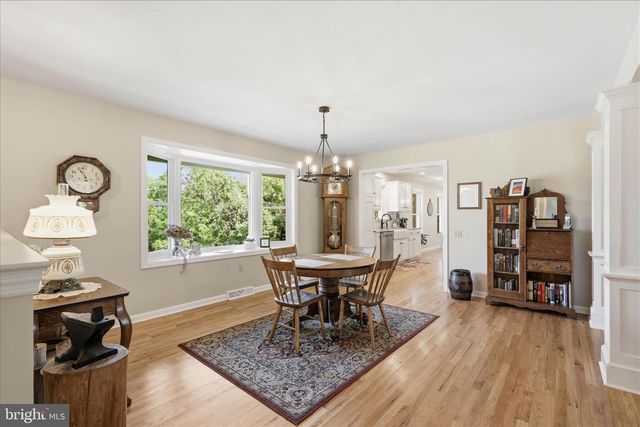 690 INDIAN RUN RD, Millersville, PA 17551